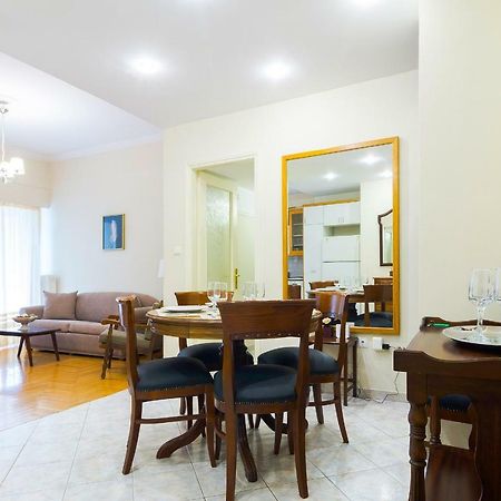 Classy 2 Bedroom Apartment Near Acropolis & Metro Athena Bagian luar foto