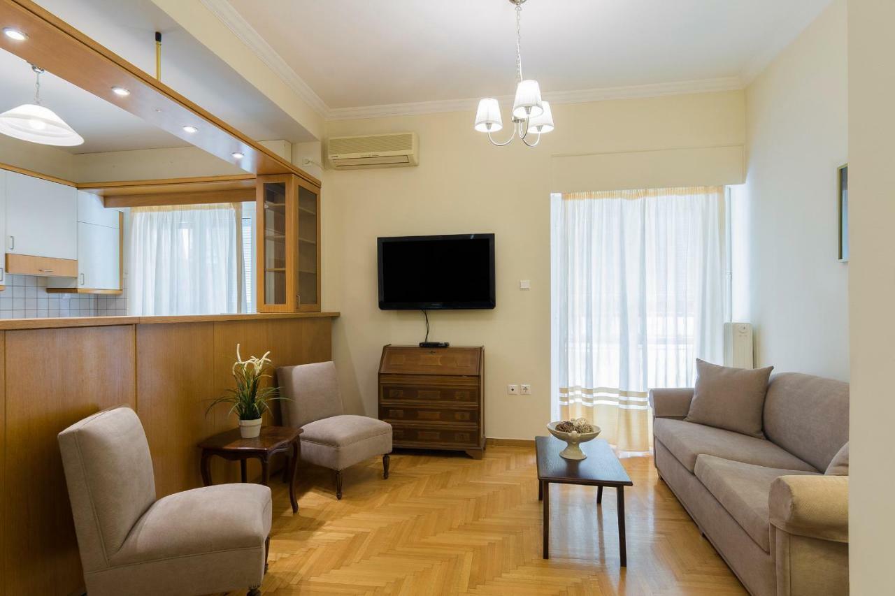 Classy 2 Bedroom Apartment Near Acropolis & Metro Athena Bagian luar foto