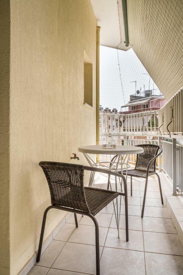 Classy 2 Bedroom Apartment Near Acropolis & Metro Athena Bagian luar foto